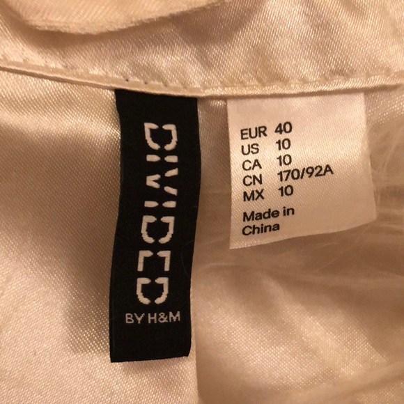 Divided brand Fur Vest - Picture 3 of 7